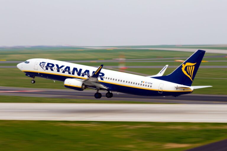 Low cost carrier Ryan ait in Europe