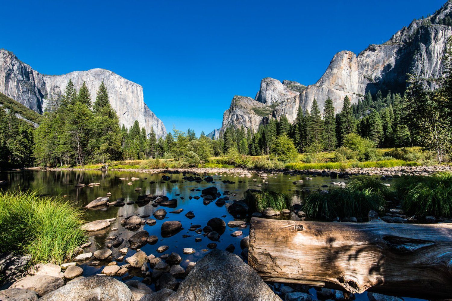 Yosemite National Park, Mountains and Valley view.